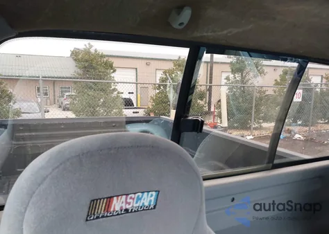 1998 Ford F-150 Lariat/Standard/Xl/Xlt from USA, damaged, VIN 1FTYF176XWNC36653